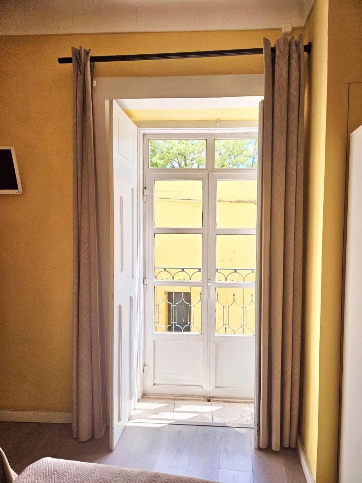 Alcamim Guesthouse Елвас Екстериор снимка